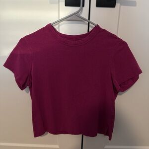 Lululemon tshirt